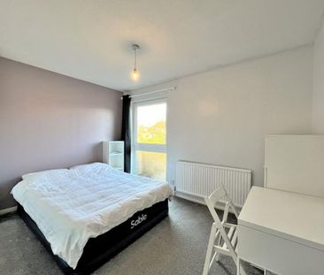 2 bedroom end of terrace house to rent - Photo 6