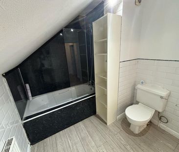 5 Bed Terraced House, Hove, BN3 - Photo 1