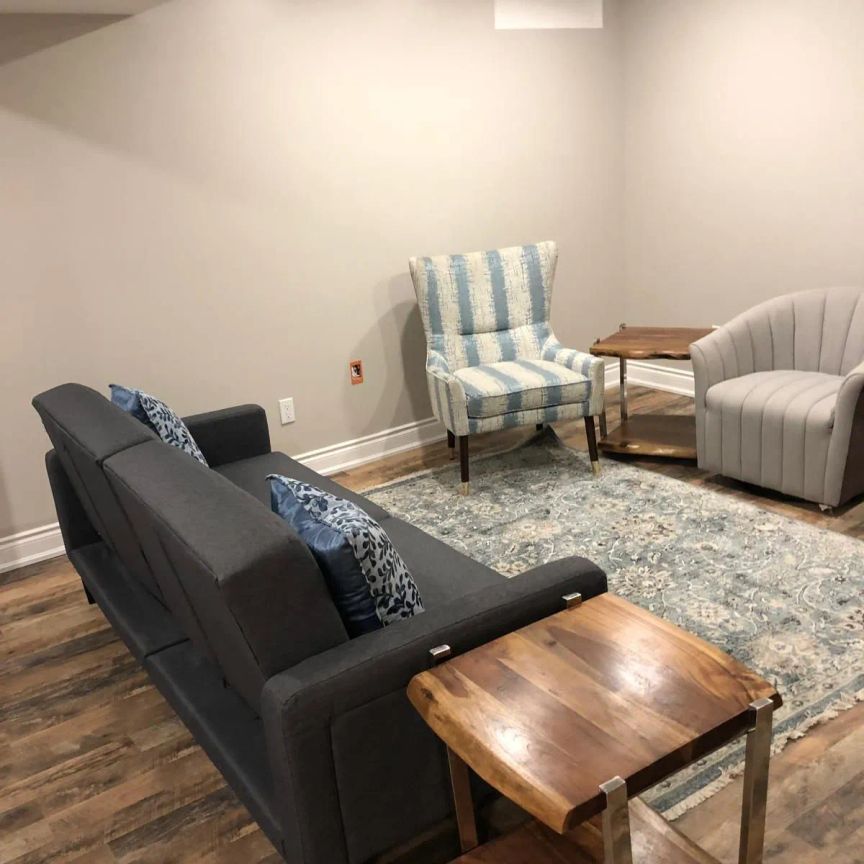 Detached Home For Lease | W9250912 - Photo 1