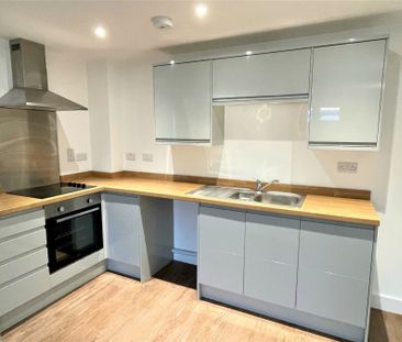 Kingston Road, Taunton - Photo 1