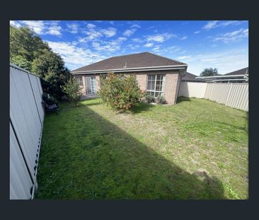 TWO BEDROOM HOME. LOW MAINTENANCE - Photo 5