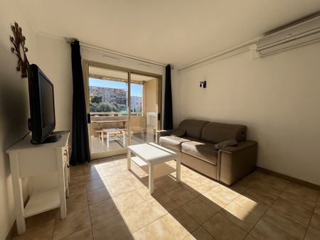 Location Appartement 3 pièces 60m² LE CANNET 06110 - Photo 4