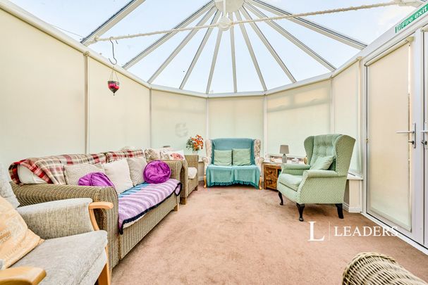 1 bedroom apartment to rent Hockerill Street, Bishop's Stortford, Hertfordshire, CM23 - Photo 1