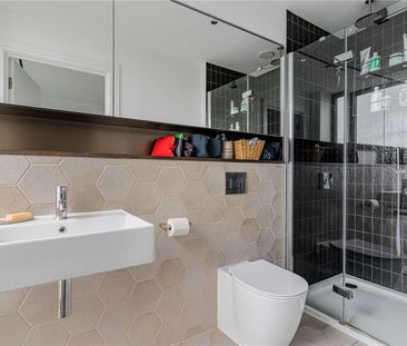 Spectacular two bedroom apartment with a south facing terrace. - Photo 1