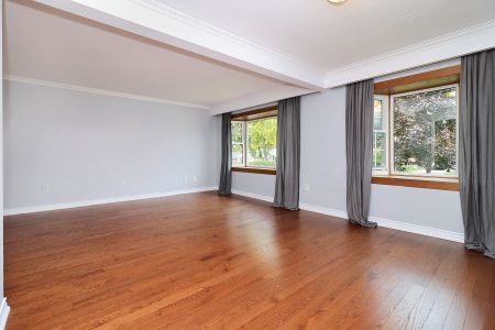 For Lease - 19 Wisteria Road, Toronto, Ontario - Photo 2