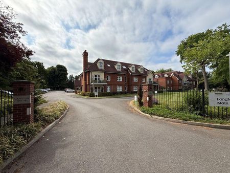 2 bedroom apartment to rent - Photo 4