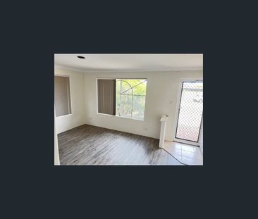 Spacious 4 x 2 Family Home in Sought-After Halls Head - Photo 5