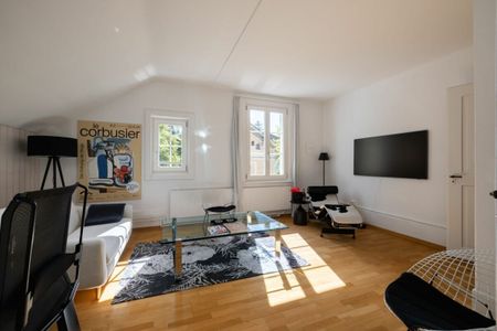 Professional furnished 2.5-room apartment on the Le Corbusier theme - Photo 2