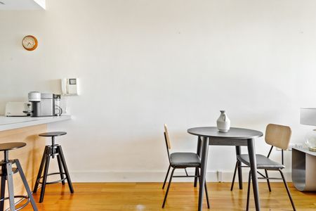 Peninsula Apartments, Praed Street - Photo 5