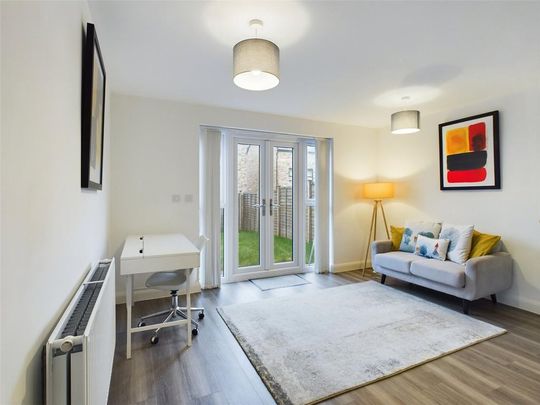 4 bedroom apartment to rent - Photo 1