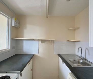 Priorswood Road, Taunton - Photo 5