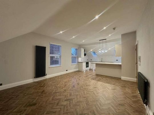 Parsonage Road, Heaton Moor, Stockport, SK4 - Photo 1