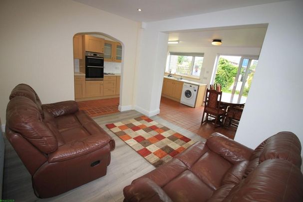 3 bedroom terraced house to rent - Photo 1