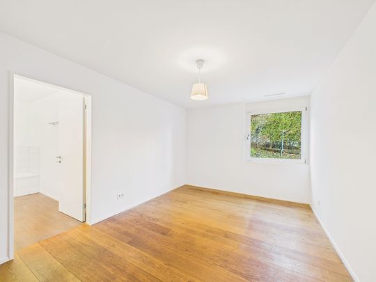 Modern 3.5-room apartment in a prime location in Zurich - Photo 1