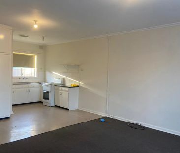 2 Bedroom Unit Located Between the City and the Sea ...... - Photo 2