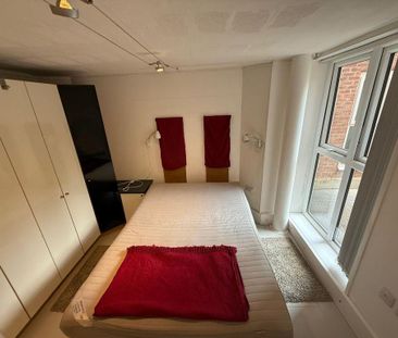 2 bedroom apartment to rent - Photo 2