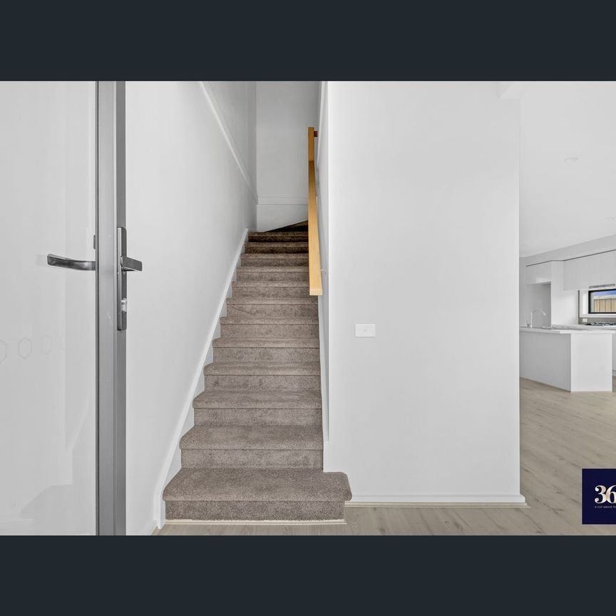 2 Pod Walk, Tarneit, Vic 3029 - Photo 1