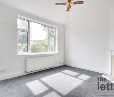 Park Crescent, Enfield, Middlesex, EN2 6HT - Photo 1