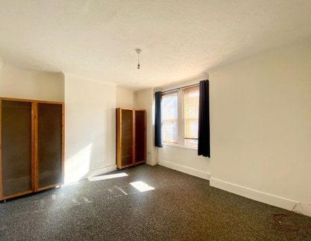 Buller Road, Brighton, BN2 4BH 2 bedroom house to rent - Photo 2