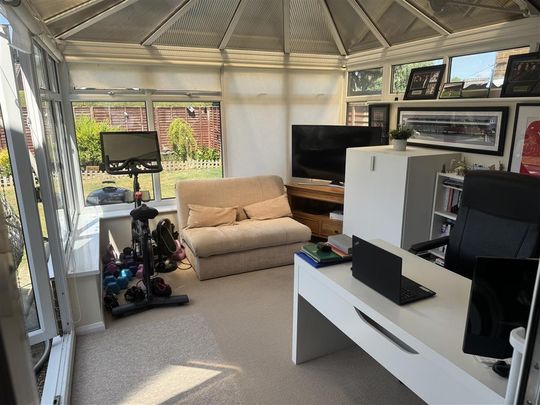 Mansell Road, Wisbech - Photo 1