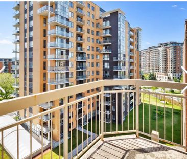 beau condo 4 1/2 rénové , lumineux à louer à Brossard - Photo 1