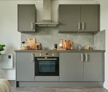 1 bedroom private hall to rent - Photo 2