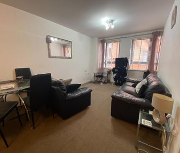 2 bedroom flat to rent - Photo 1