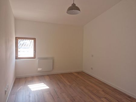 Location Appartement 2 pièces 36m² - Photo 2