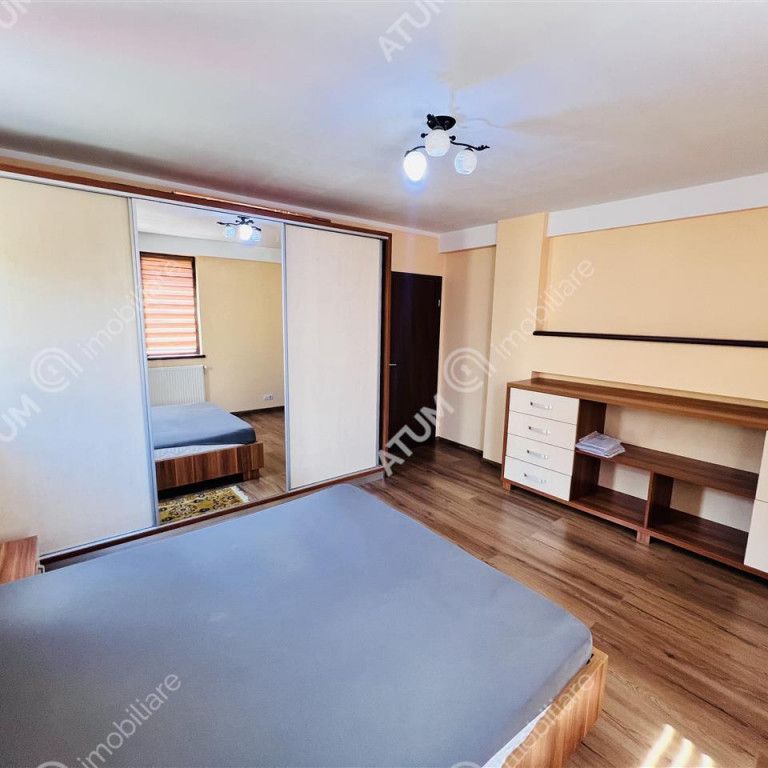 Apartament 2 camere balcon pivnita in zona Terezian din Sibi - Fotografie 1