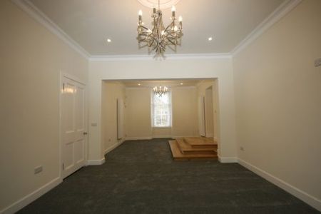 Northbank Farmhouse, Bo`ness, Falkirk - Photo 3