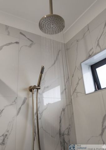 STUDIO/BEDSIT! - Photo 2