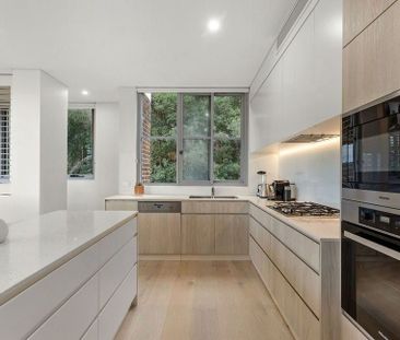 Stunning Two Bedroom Apartment in the Heart of Gosford - Photo 4