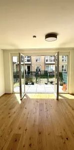 Großzügige 4 Zimmer Wohnung mit Privatgarten - Foto 1