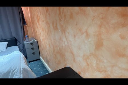 Room in a Shared House, Brixham Garden, IG3 - Photo 2