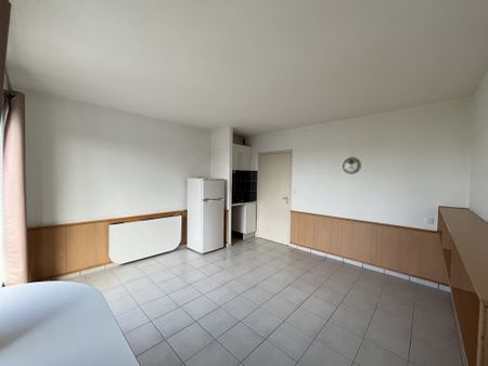 Location Appartement 1 pièce 22m² RODEZ 12000 - Photo 4