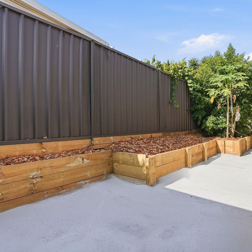 Brand New Two Bedroom Flat - Photo 1