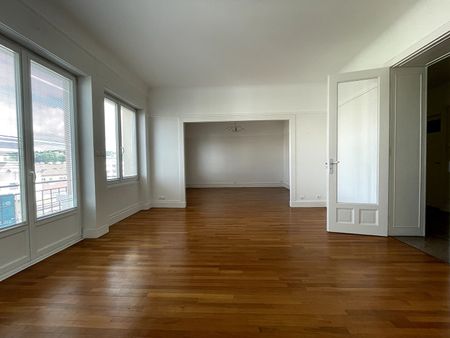 Location appartement 4 pièces, 121.91m², Épinal - Photo 2
