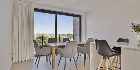 Appartement te huur in Veurne voor € 950 met 2 slaapkamers - Photo 2