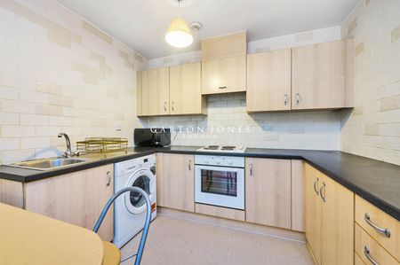 3 Salamanca Place, Vauxhall, London, SE1 - Photo 3