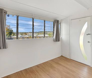 Renovated Unit in Newtown - Photo 2