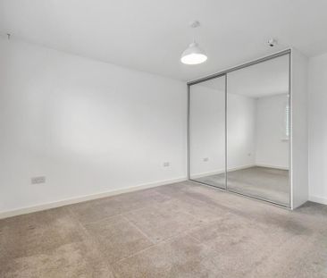 4 bedroom detached house to rent - Photo 5