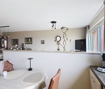 Appartement te huur in Brugge voor € 850 met 2 slaapkamers - Photo 2