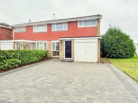 3 bedroom house to rent - Photo 2