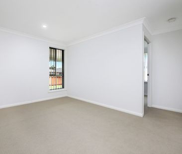 Family Home In Sought After Area! - Photo 4