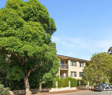 Unbeatable Mosman Park Location - Photo 6