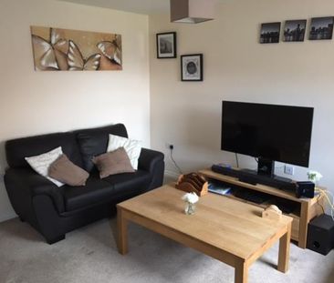 2 bedroom terraced house to rent - Photo 1