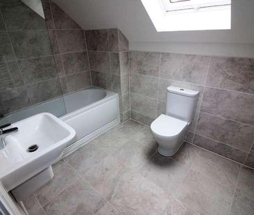 The Old Mitre, Bursnips Rd, Essington, WV11 - Photo 6