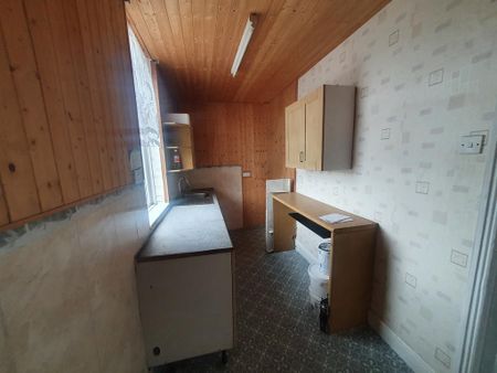 2 bedroom terraced house to rent - Photo 3