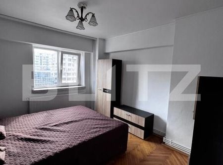 Apartament 3 camere, 64 mp, zona Calea Bucuresti - Fotografie 4