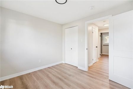 For Lease - 10 Sycamore Street Unit# Main, Hamilton, Ontario - Photo 4